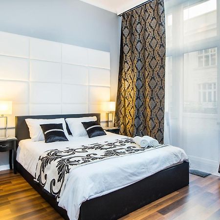 Tribeca City Center Apartments Cracovia Esterno foto