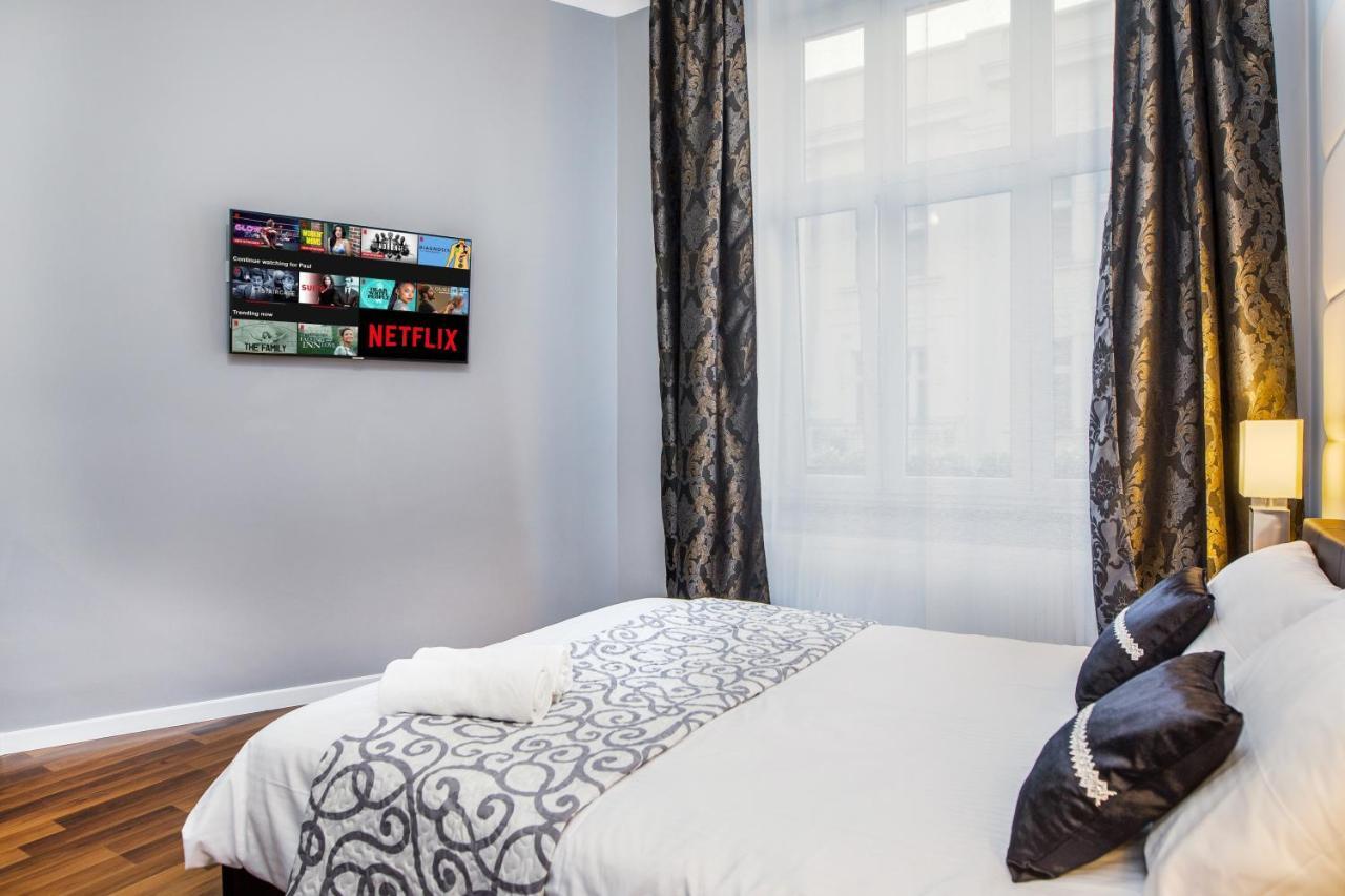 Tribeca City Center Apartments Cracovia Esterno foto