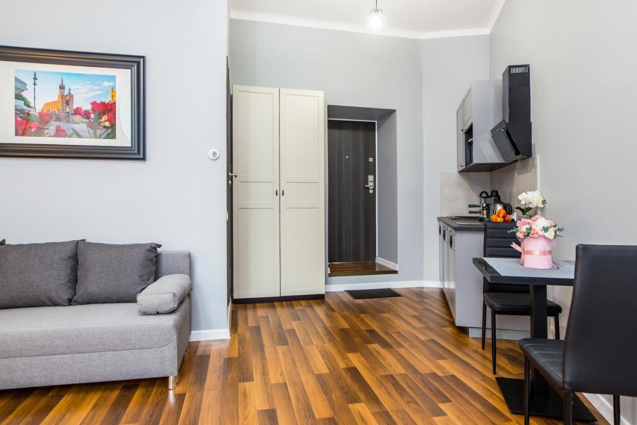 Tribeca City Center Apartments Cracovia Esterno foto