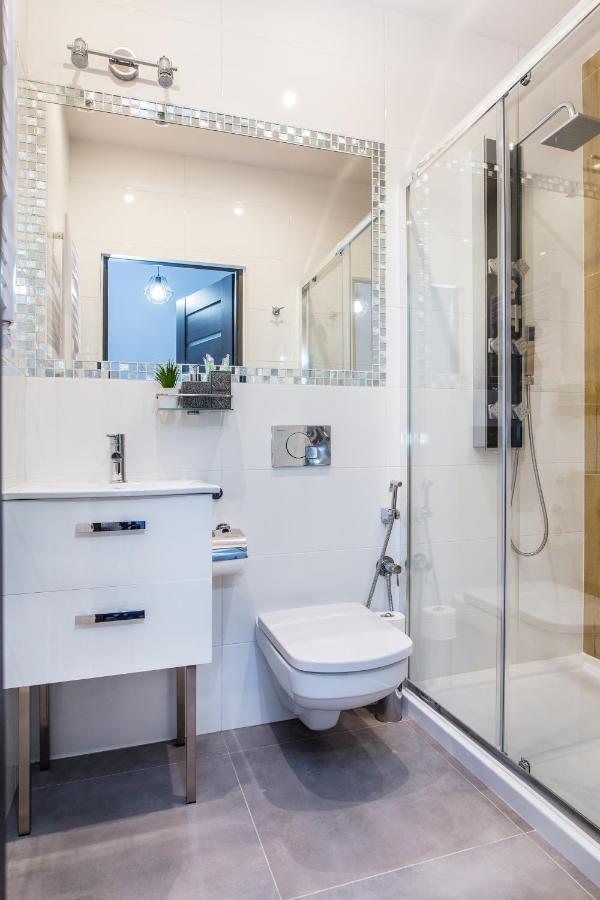 Tribeca City Center Apartments Cracovia Esterno foto