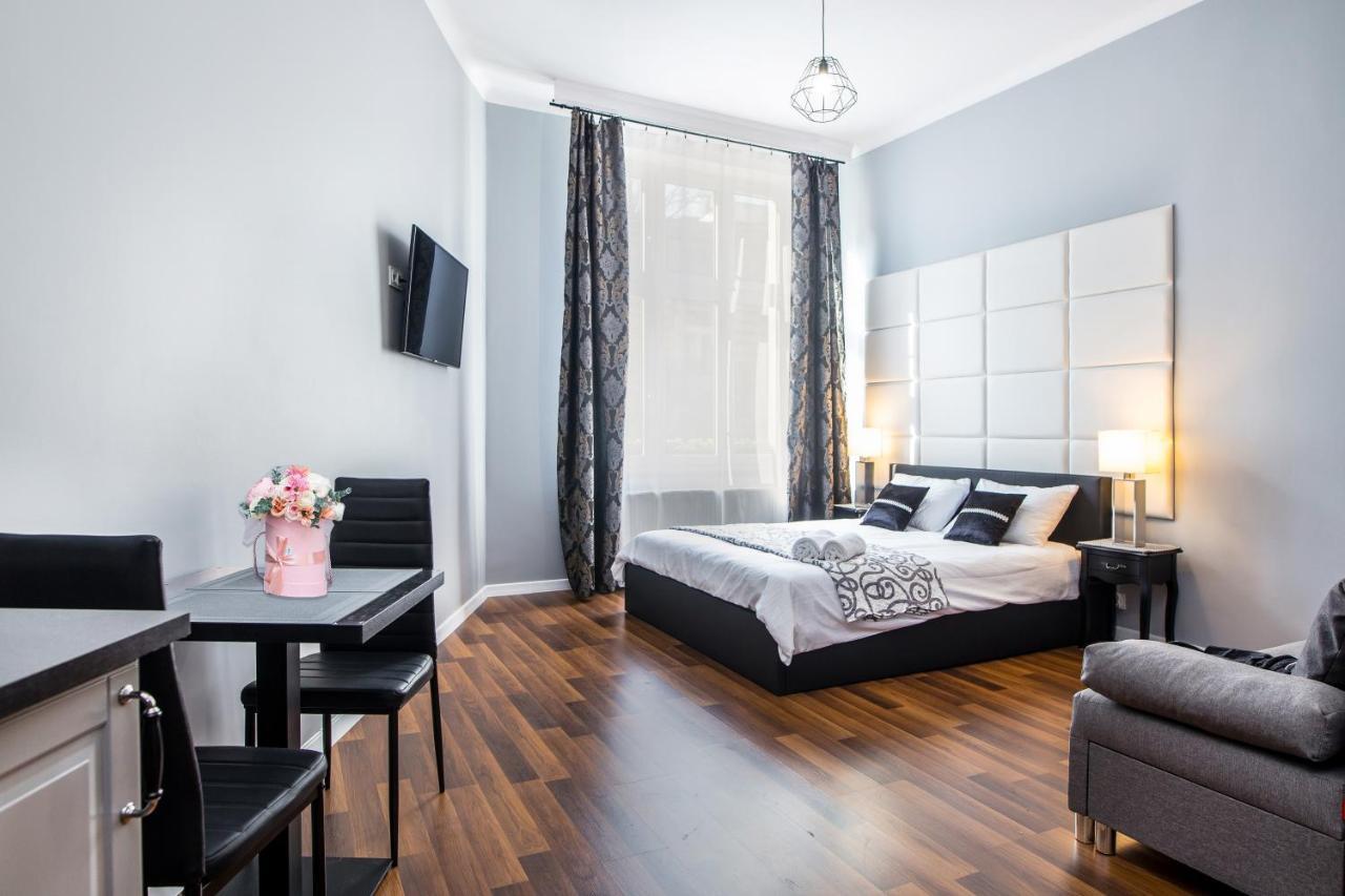 Tribeca City Center Apartments Cracovia Esterno foto