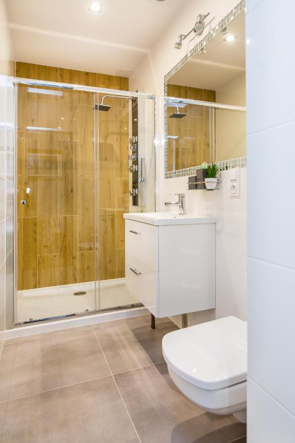 Tribeca City Center Apartments Cracovia Esterno foto